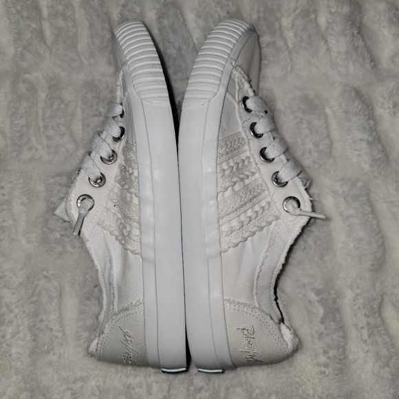 Blowfish White Sneakers - Picture 2 of 7